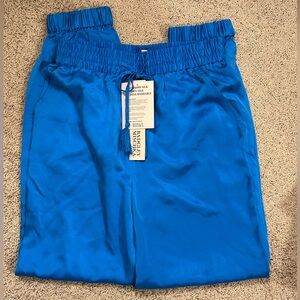 BADGLEY MISCHKA size XS Machine Washable 100% Silk NEW Joggers